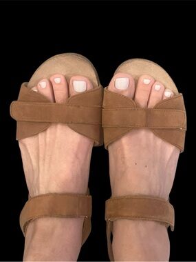 Vaneli Women’s Tan Suede Strap Sandals - Classic Comfort